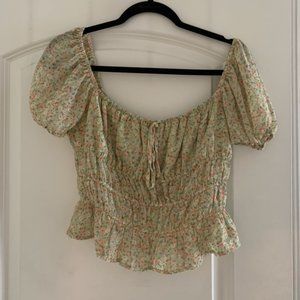 Forever 21 Puff Sleeve Floral Top sz M
